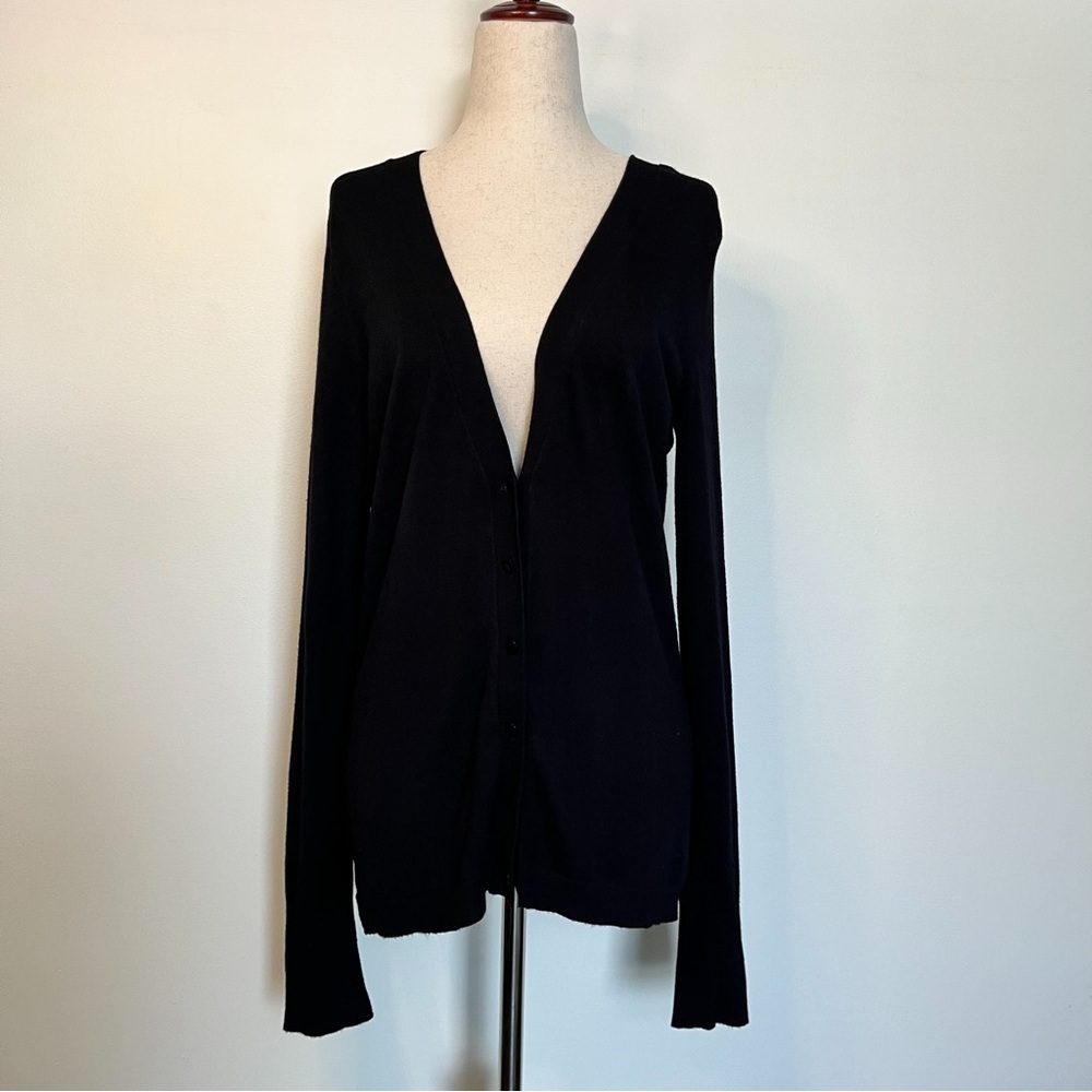 Express Black Long Sleeve V-Neck Button Cardigan